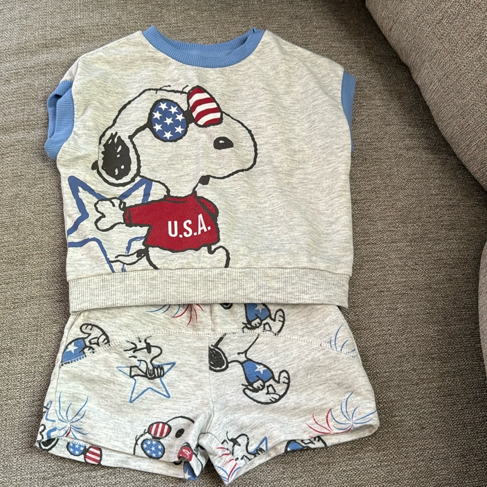 Boys patriotic outfit size 18 months